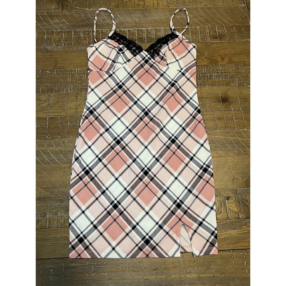 Plaid Mini Dress With Lace Trim No Boundaries Small 3-5 90s Retro Babydoll